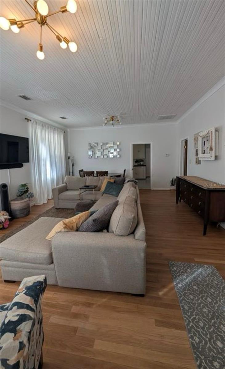 Image 5 of 17 For 1520 21st Ave