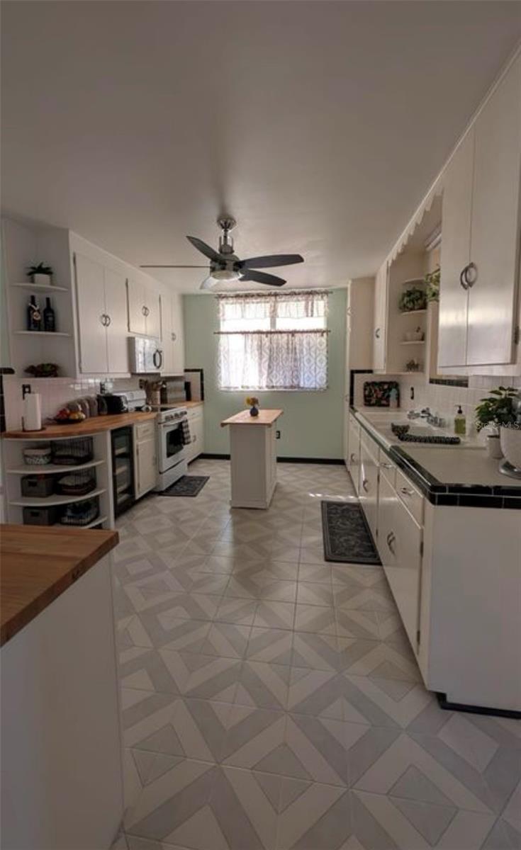 Image 8 of 17 For 1520 21st Ave