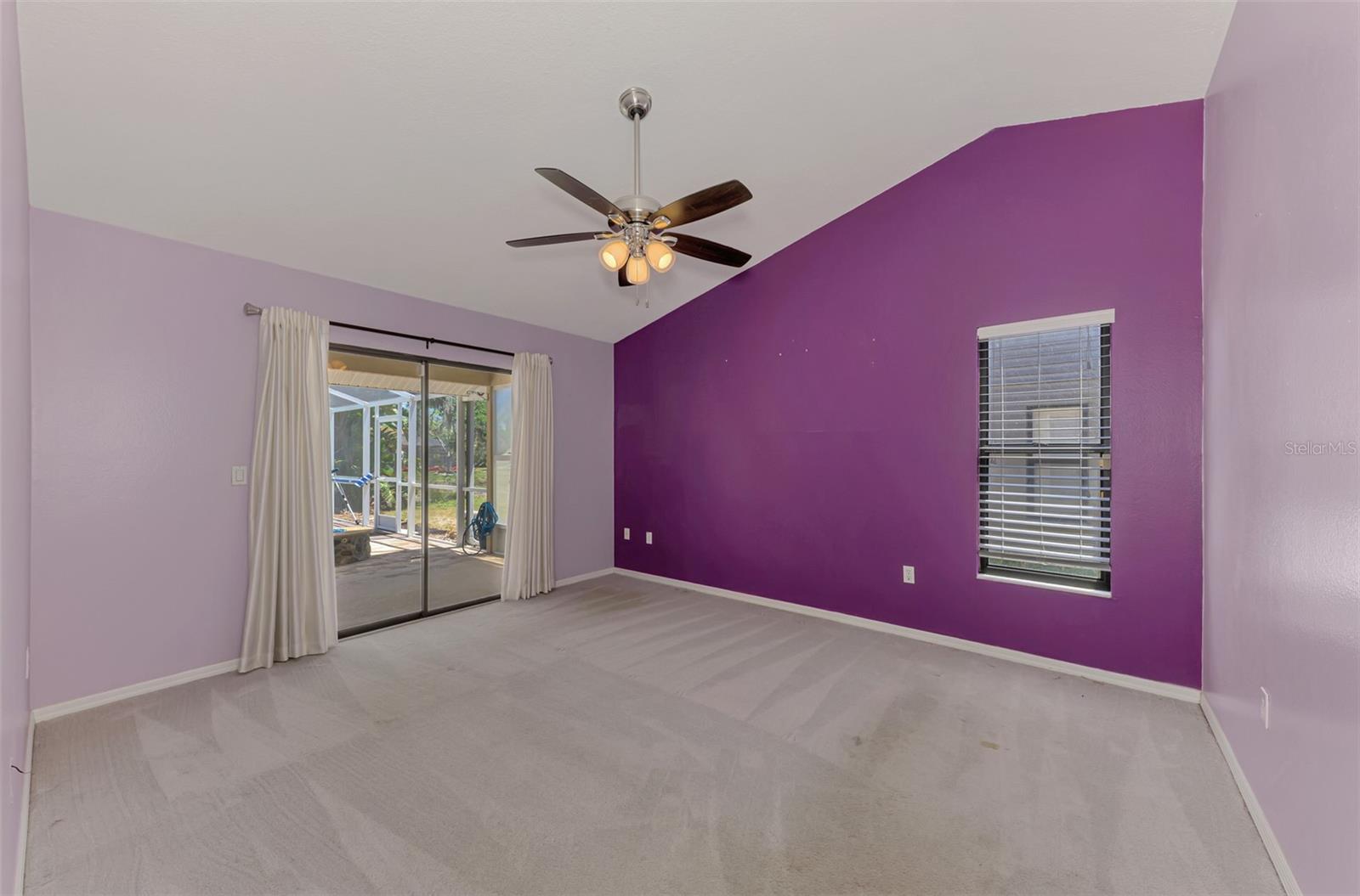 Image 24 of 46 For 7805 38th Court E