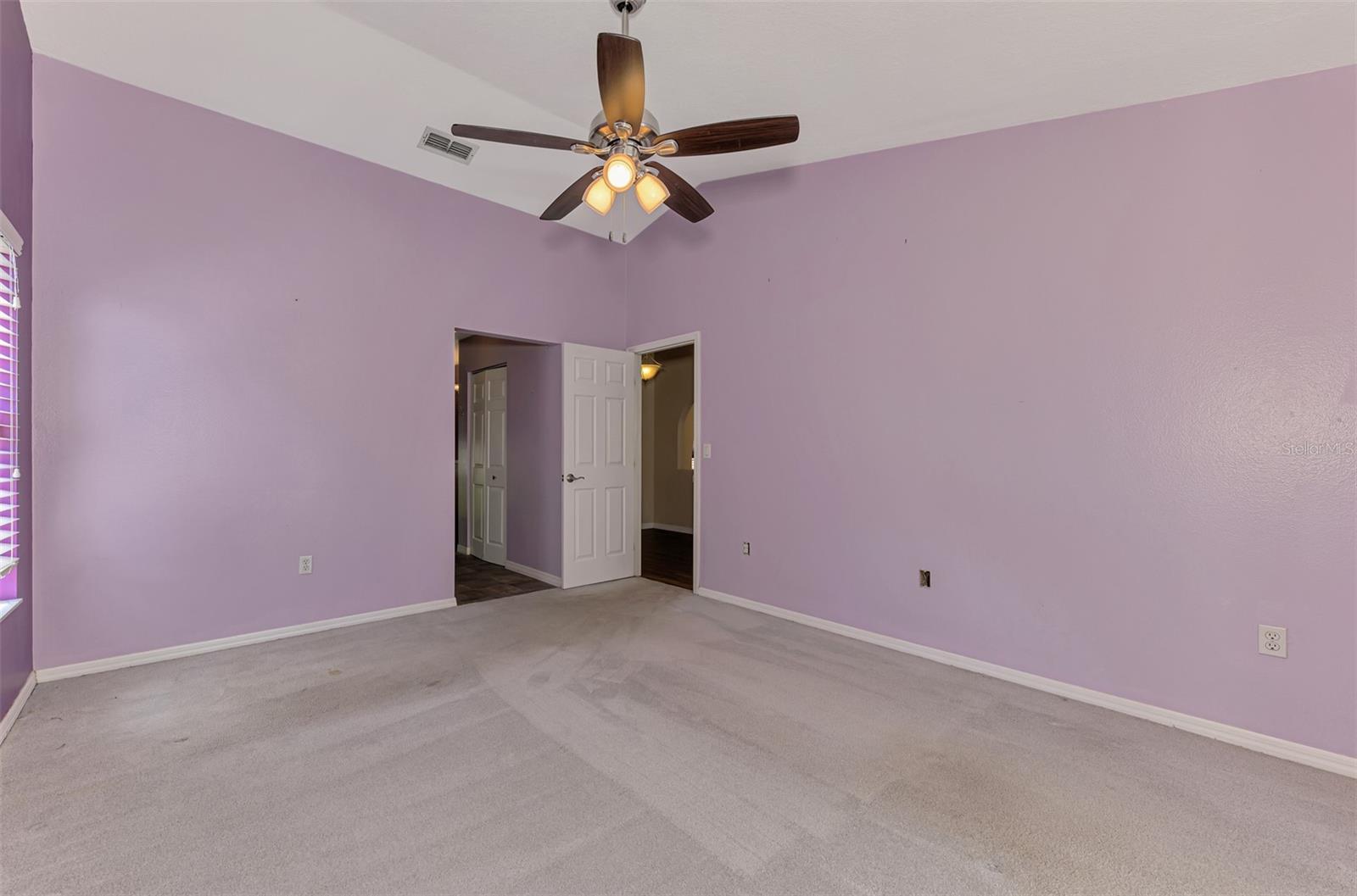 Image 26 of 46 For 7805 38th Court E