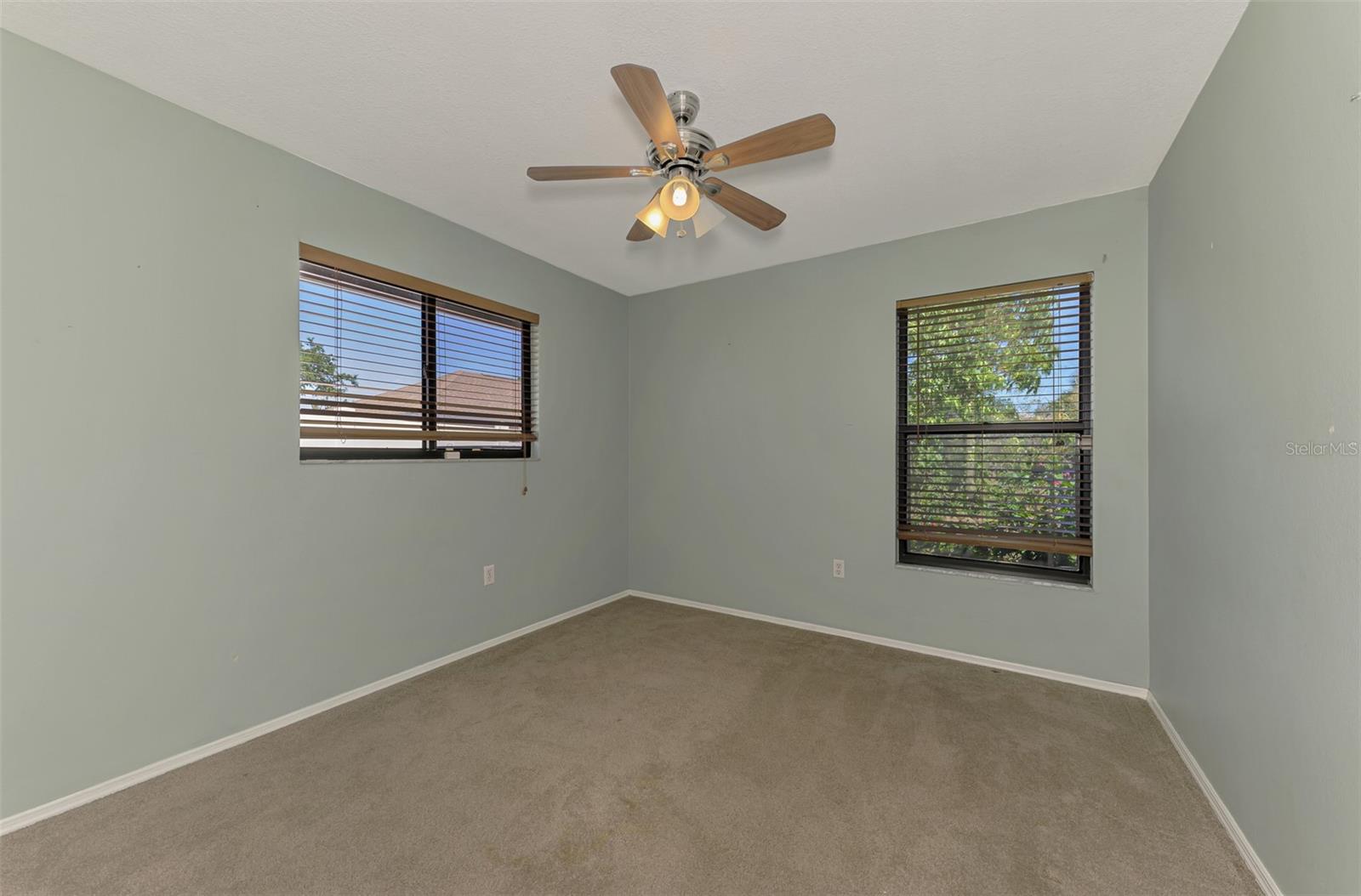 Image 36 of 46 For 7805 38th Court E