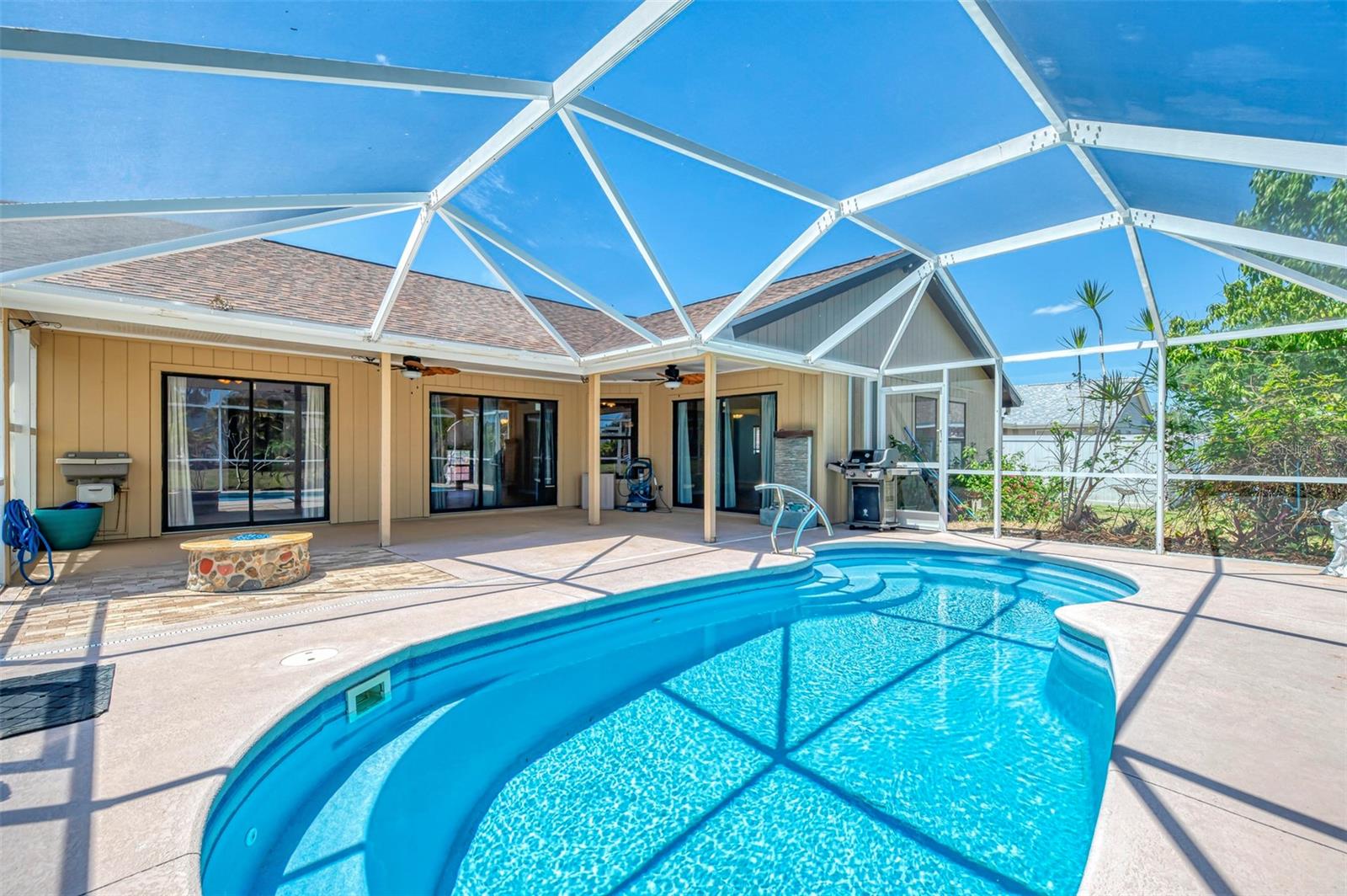 Image 42 of 46 For 7805 38th Court E