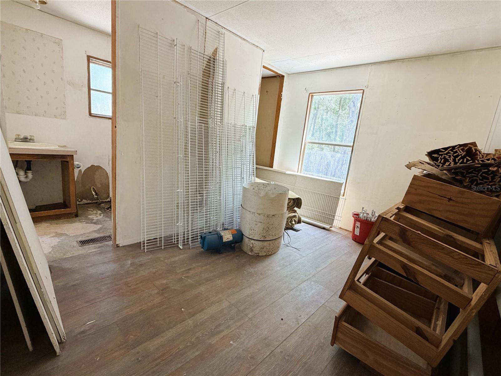 Image 15 of 19 For 7733 Cypress Street