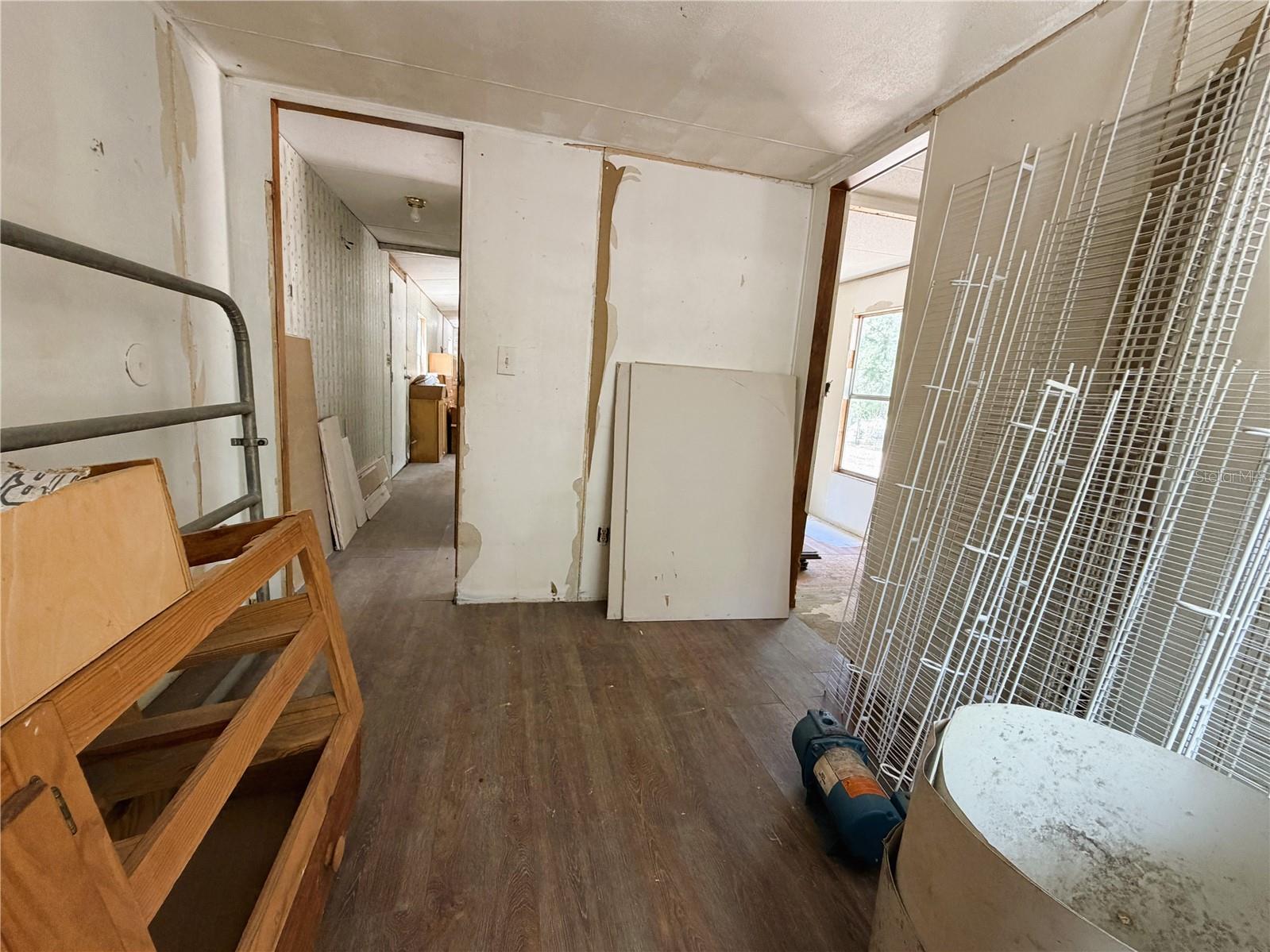 Image 16 of 19 For 7733 Cypress Street
