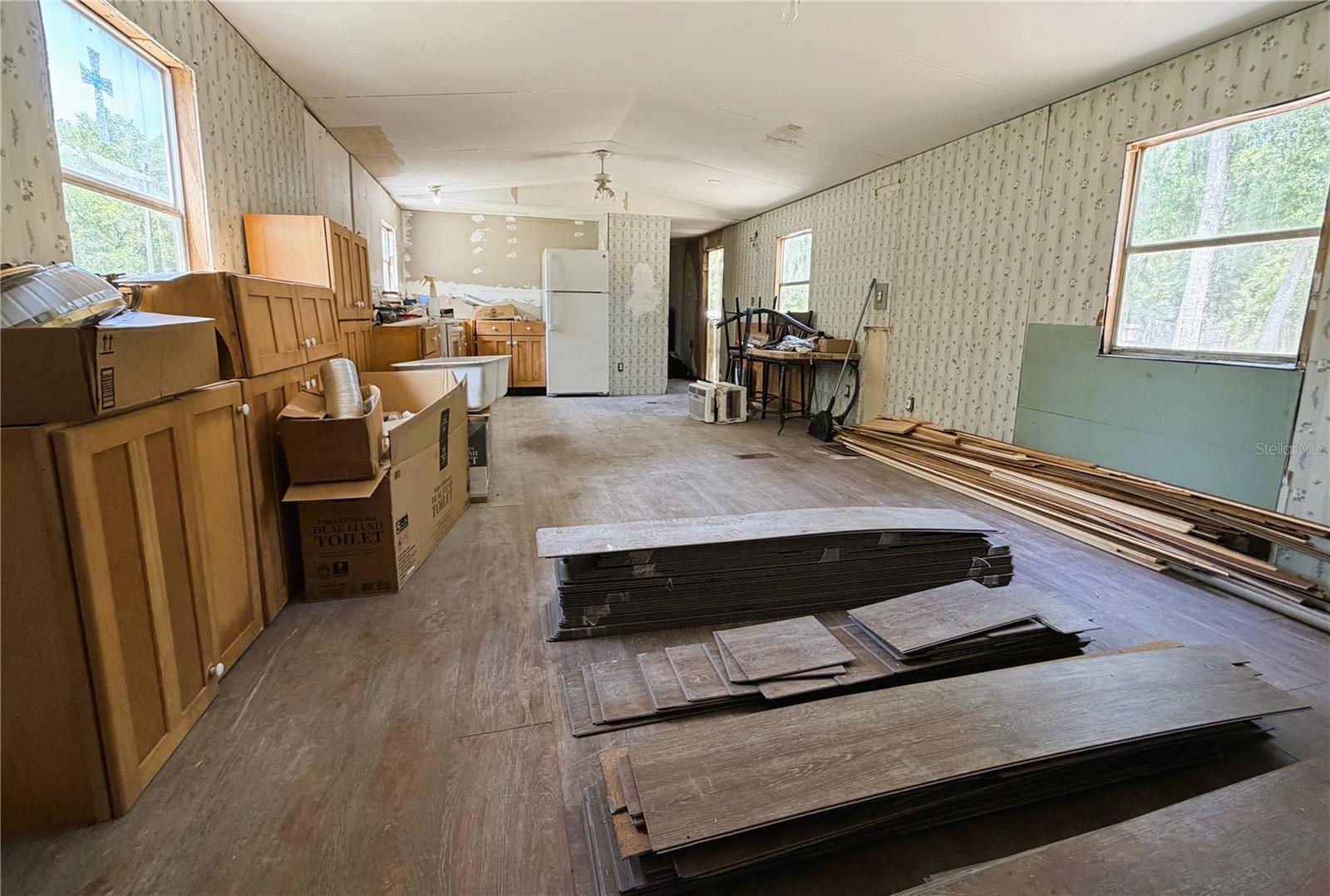 Image 6 of 19 For 7733 Cypress Street
