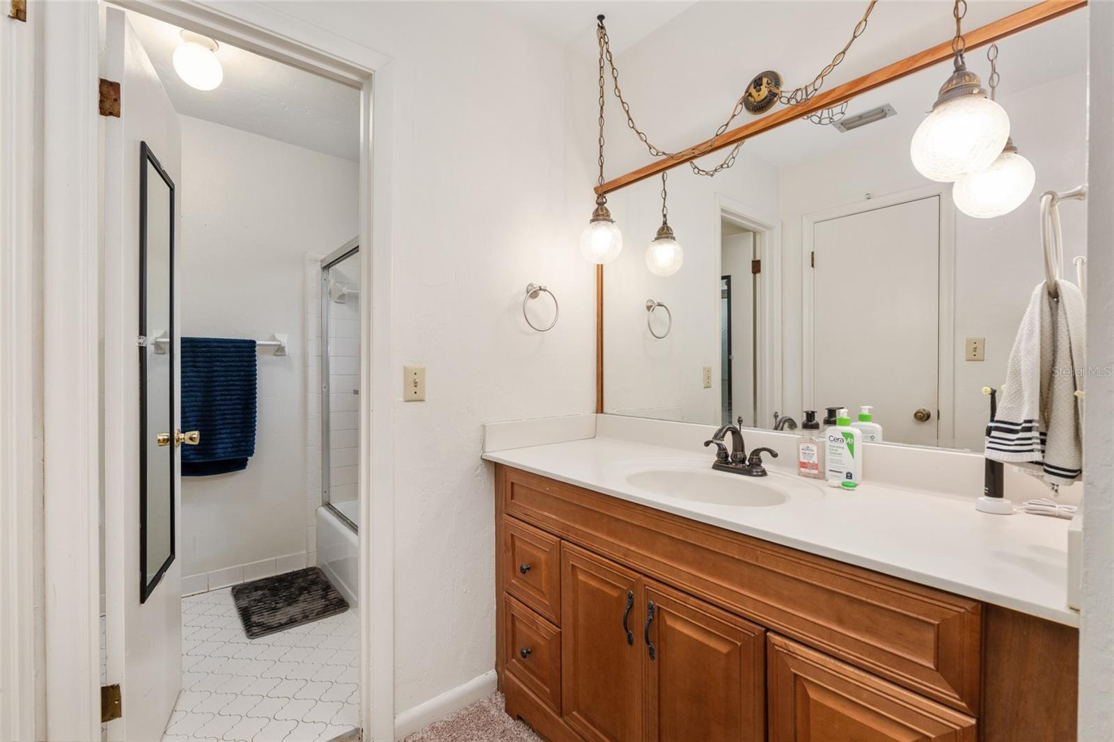 Image 22 of 42 For 315 28th Street