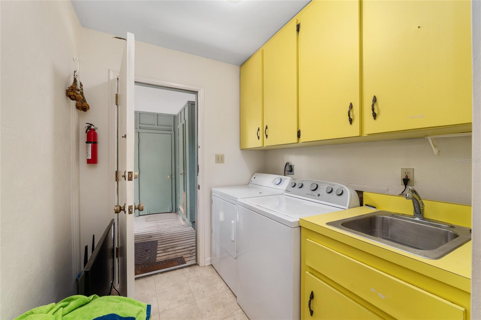 Image 34 of 42 For 315 28th Street