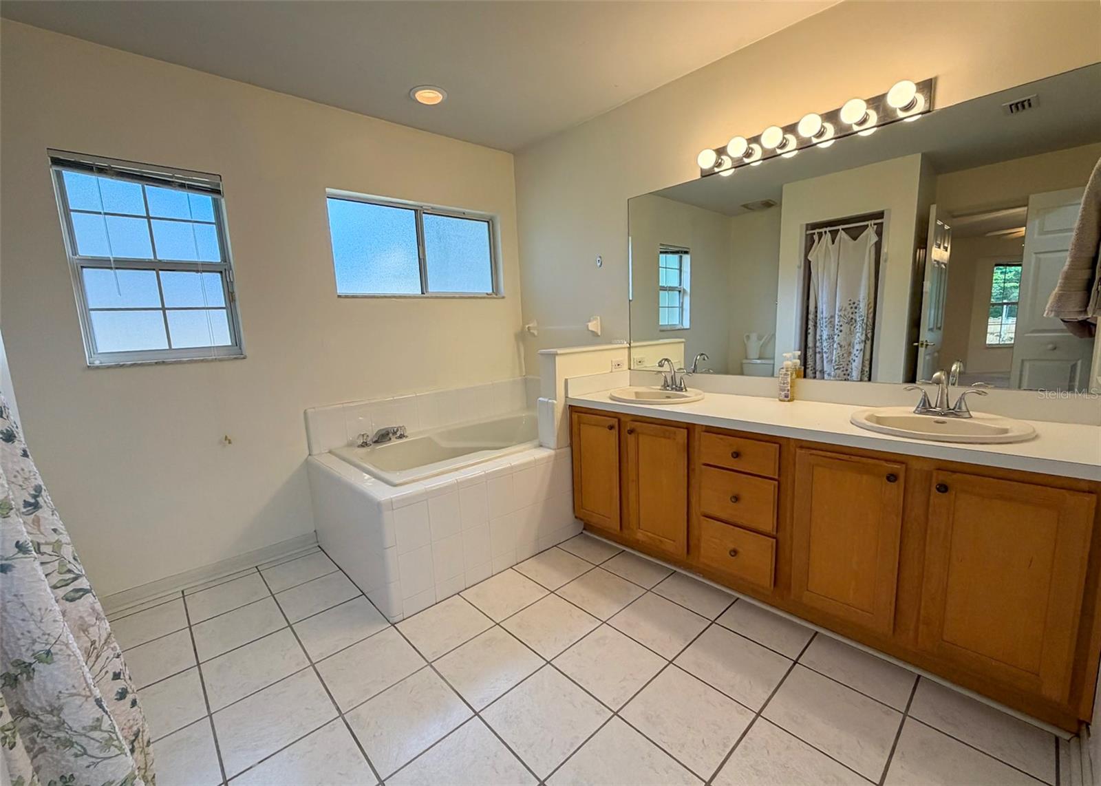 Image 15 of 45 For 9232 17th Place