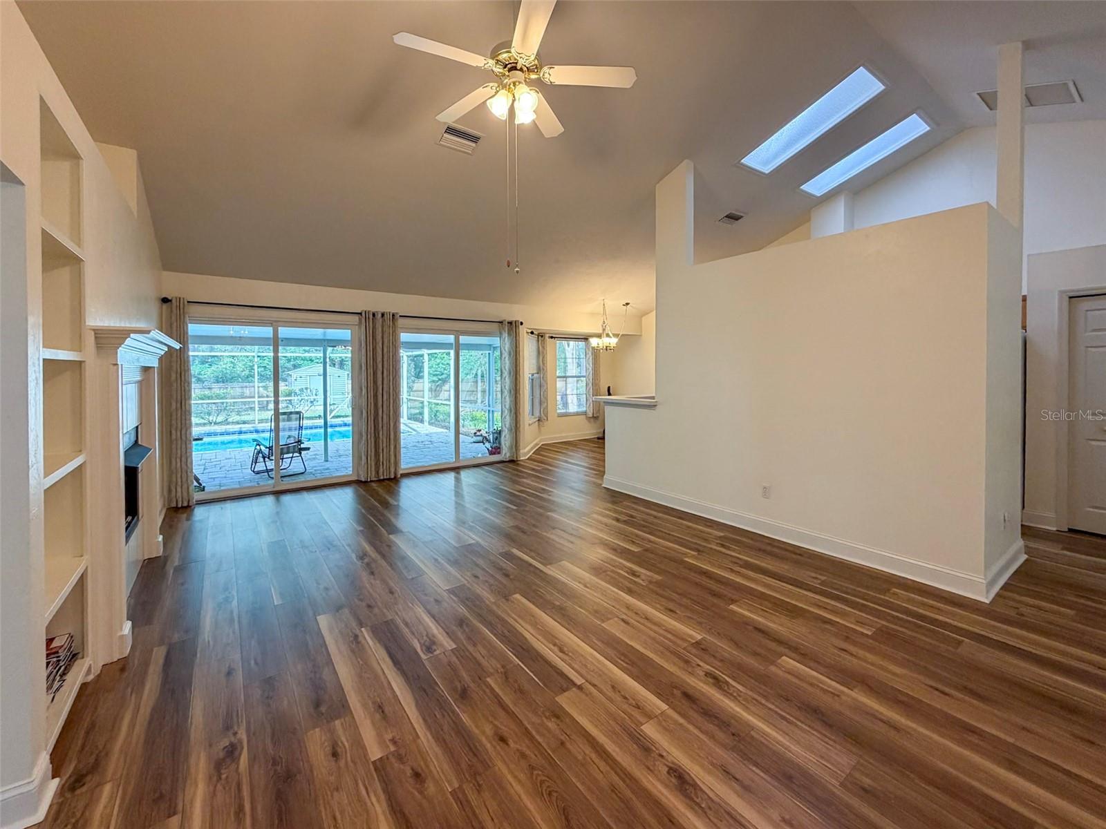 Image 4 of 45 For 9232 17th Place