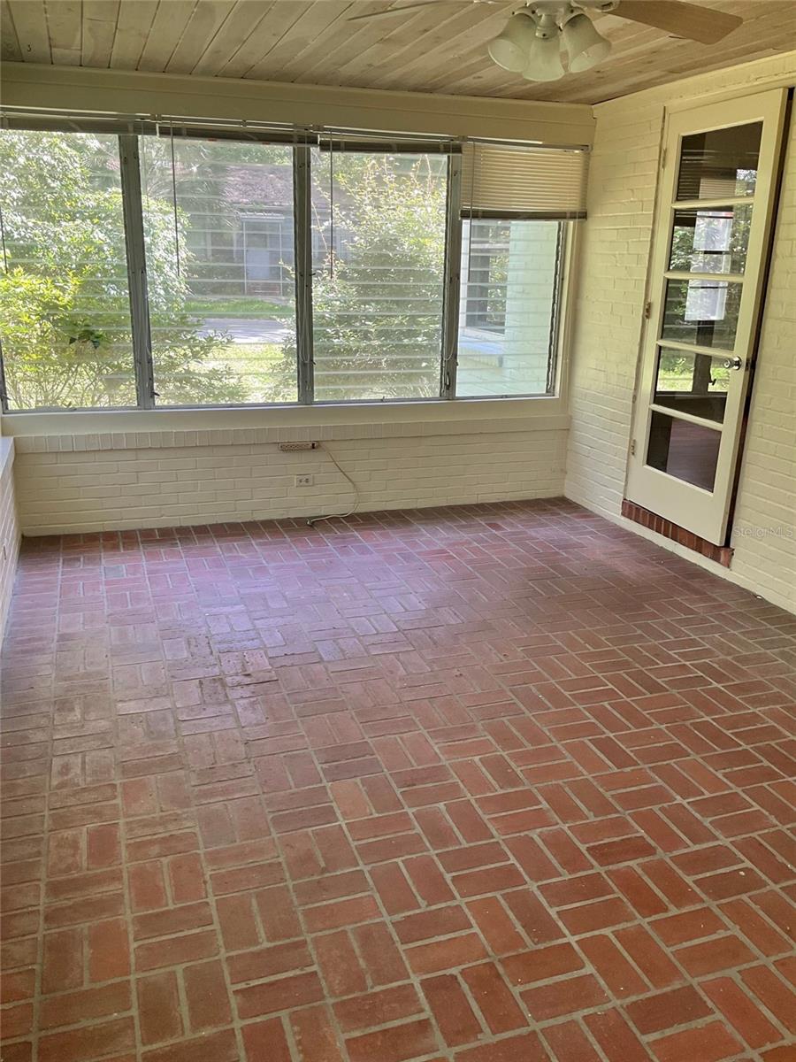 Image 10 of 18 For 2721 3rd Place