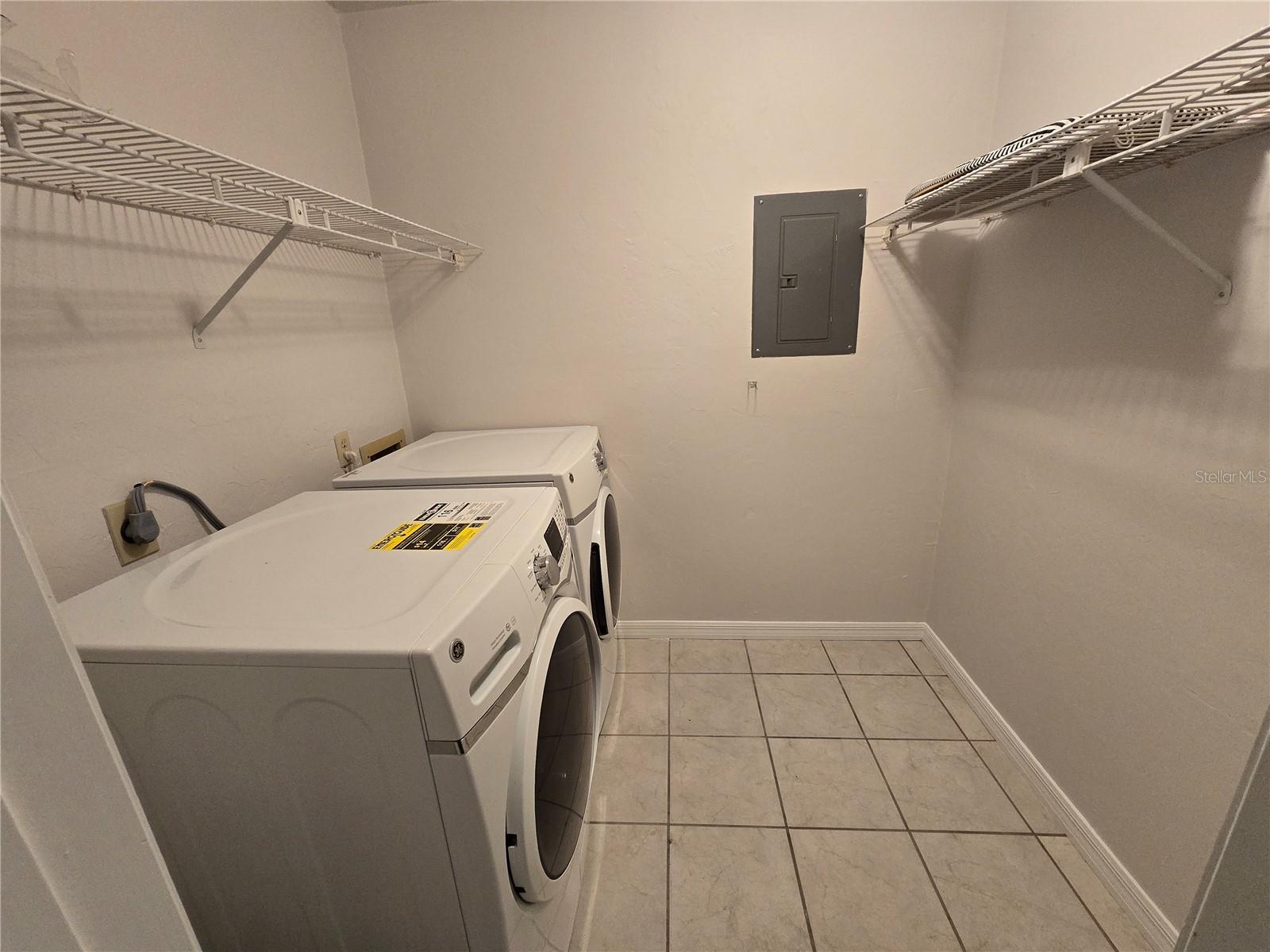 Image 12 of 13 For 1224 16 Avenue F