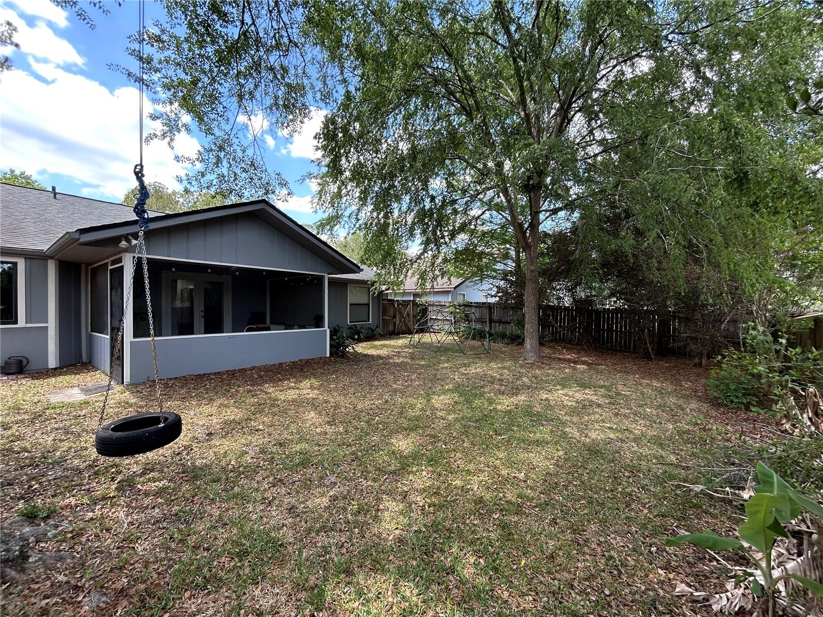 Image 14 of 17 For 6423 37th Terrace