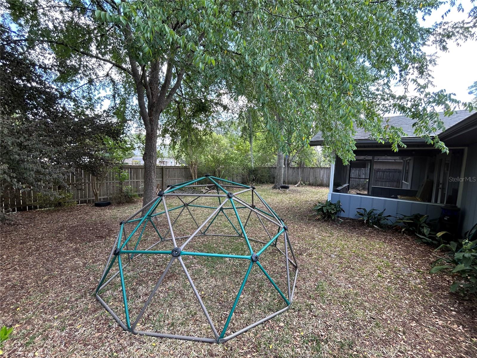 Image 16 of 17 For 6423 37th Terrace