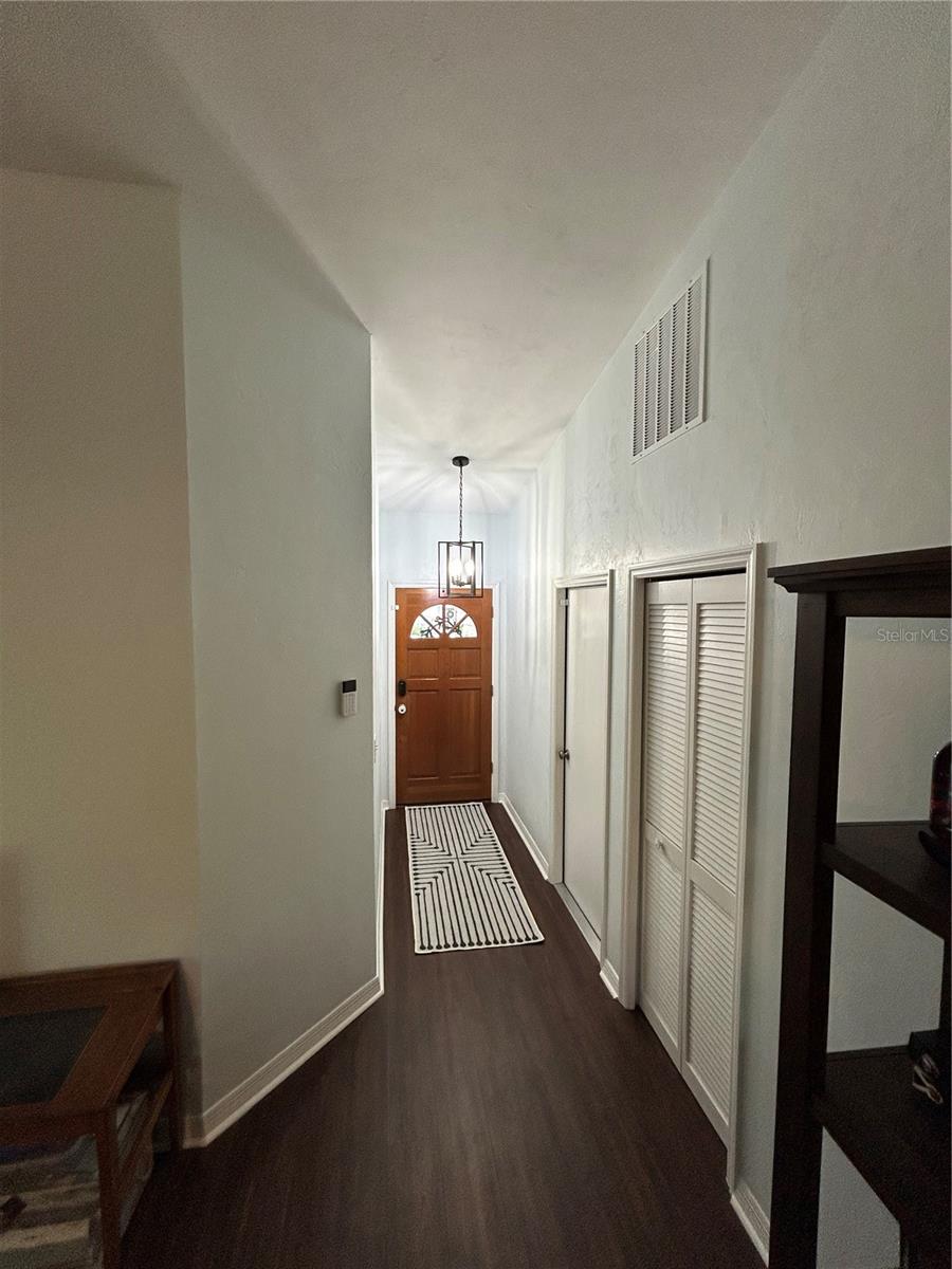 Image 3 of 17 For 6423 37th Terrace