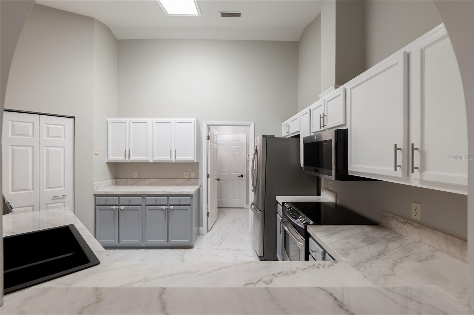 Image 19 of 59 For 9017 16th Lane