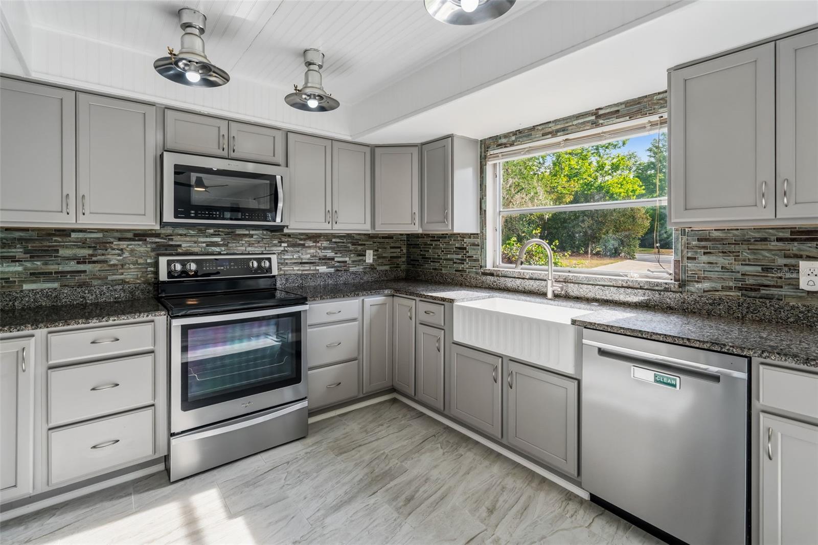 Image 12 of 51 For 1606 22nd Street