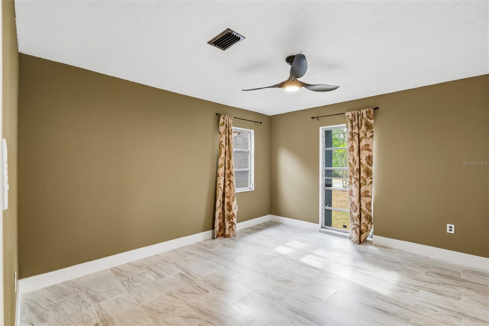 Image 20 of 51 For 1606 22nd Street