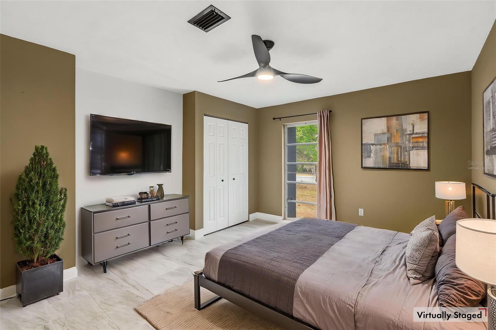 Image 23 of 51 For 1606 22nd Street