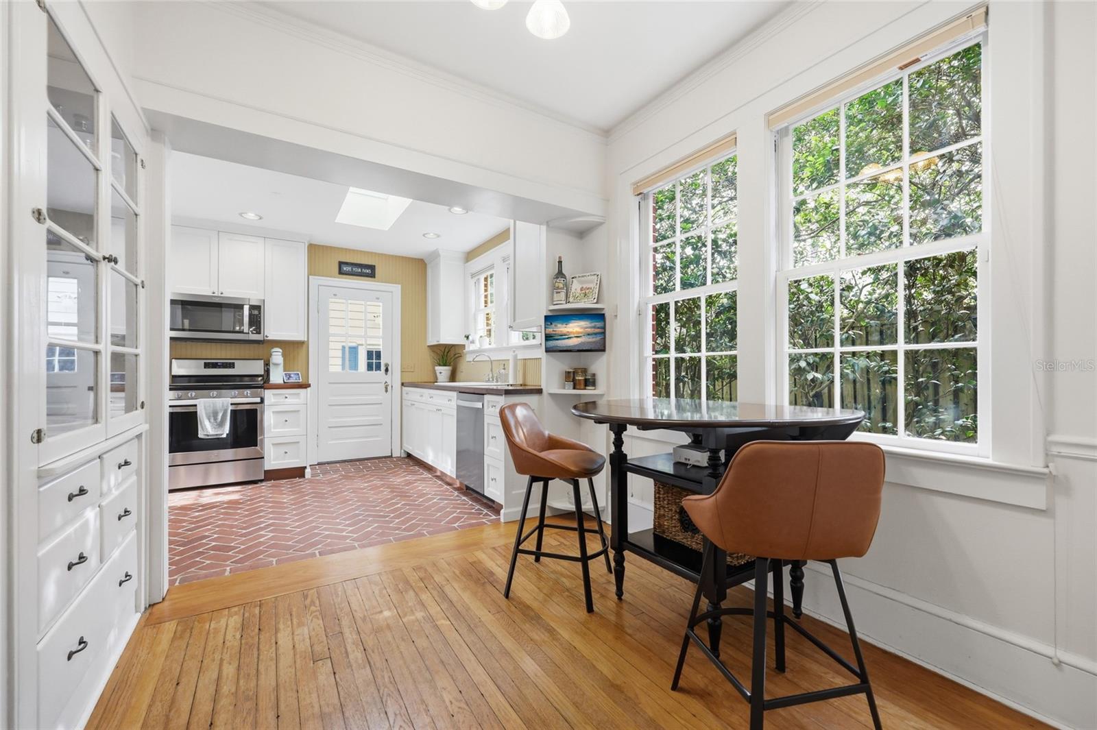 Image 13 of 35 For 2150 7th Lane