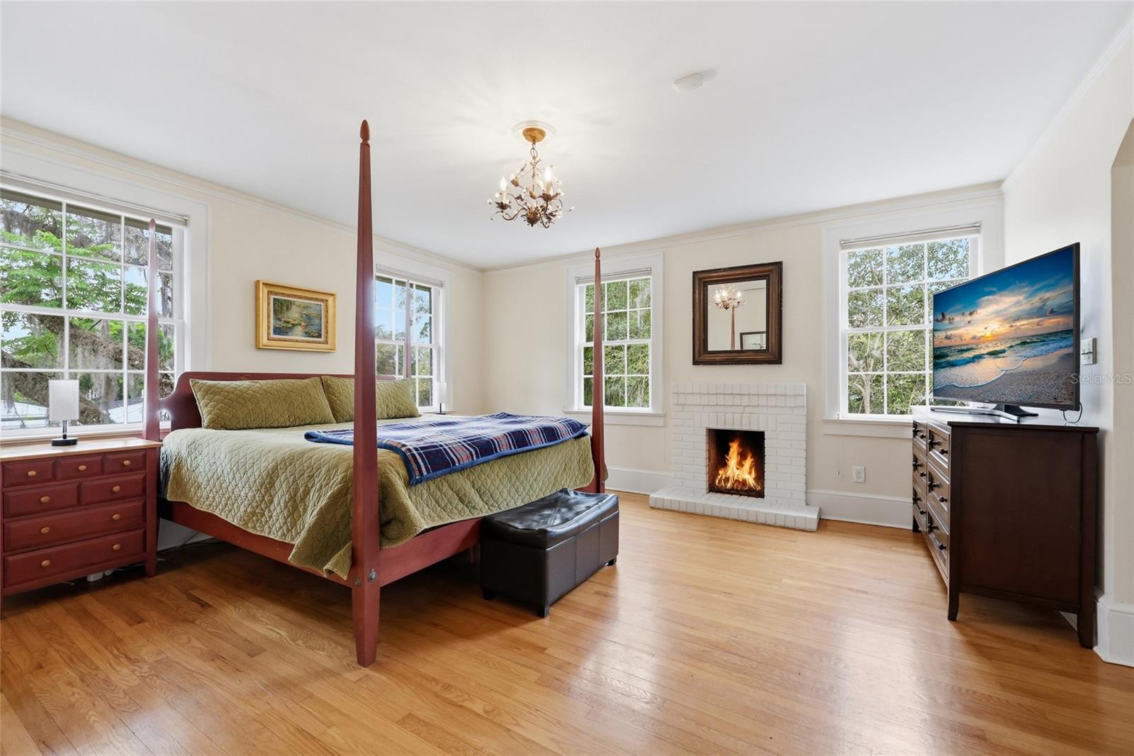 Image 17 of 35 For 2150 7th Lane