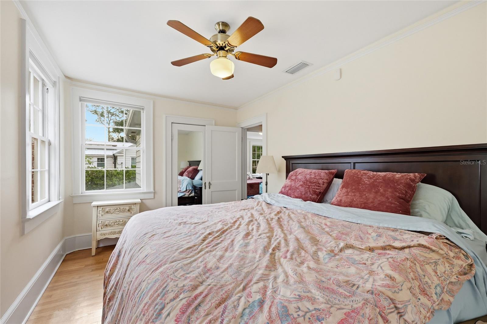 Image 23 of 35 For 2150 7th Lane