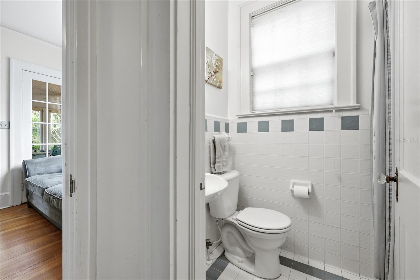 Image 25 of 35 For 2150 7th Lane