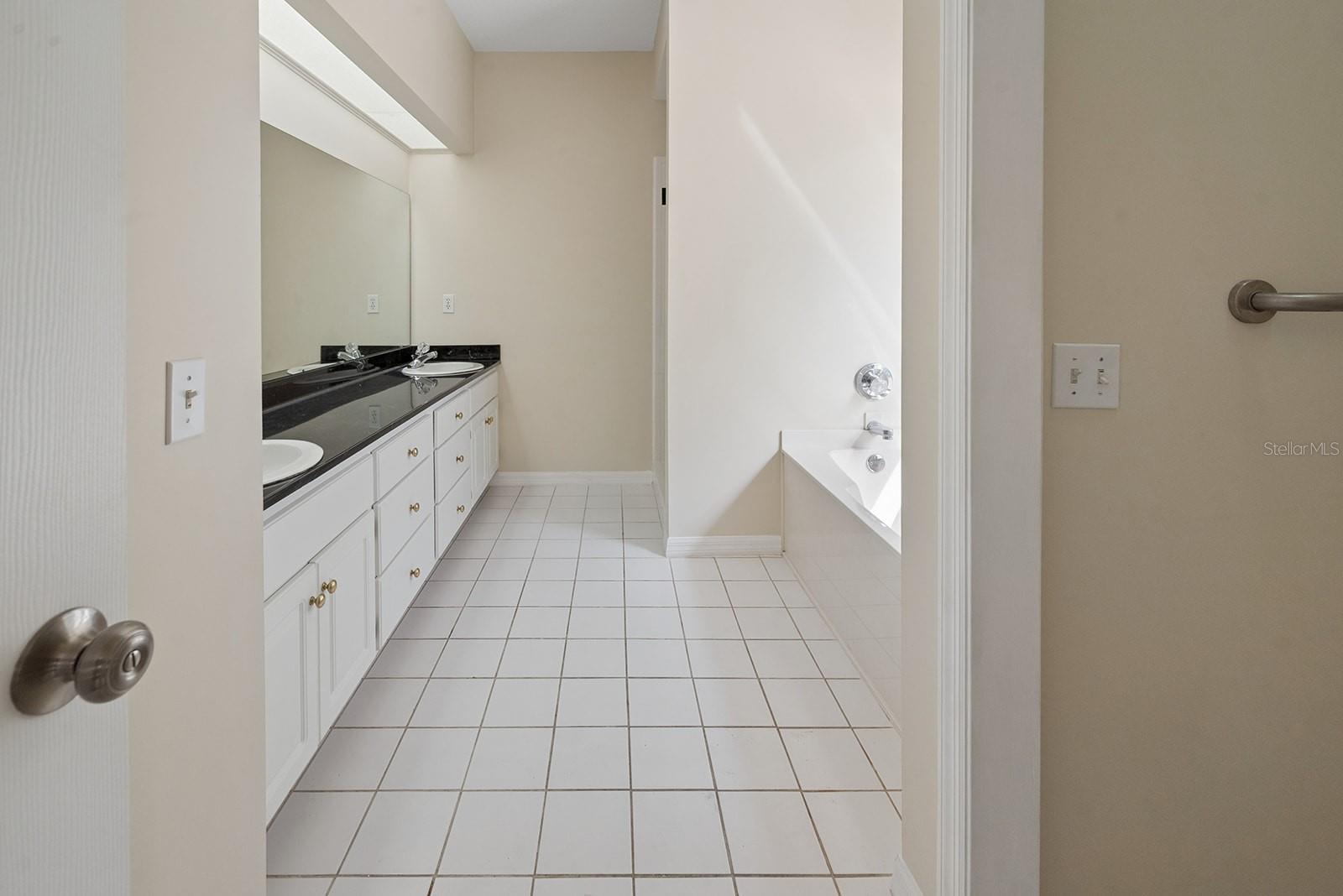 Image 32 of 40 For 6240 Payne Road