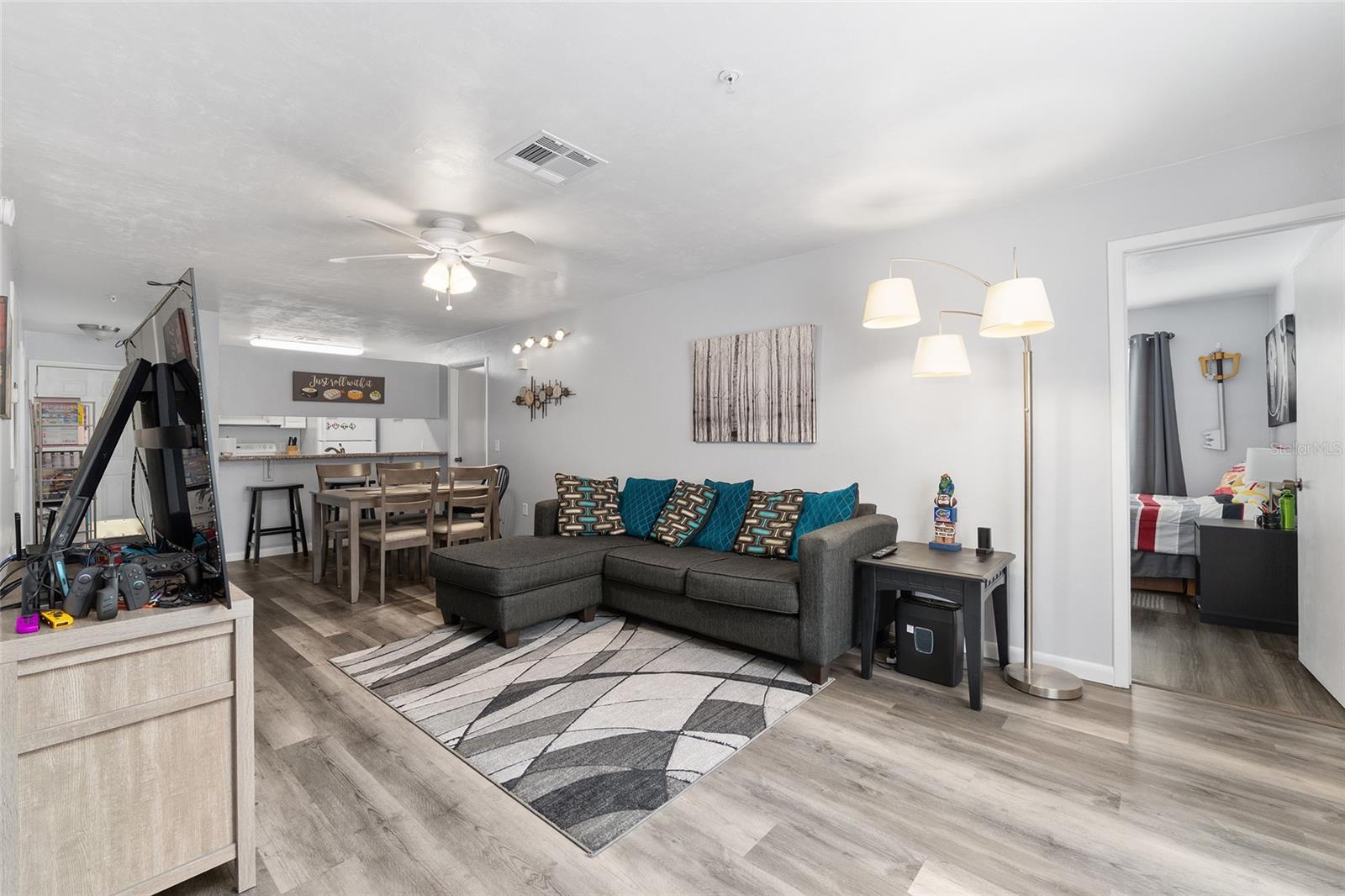 Image 12 of 44 For 3800 20th Avenue 505