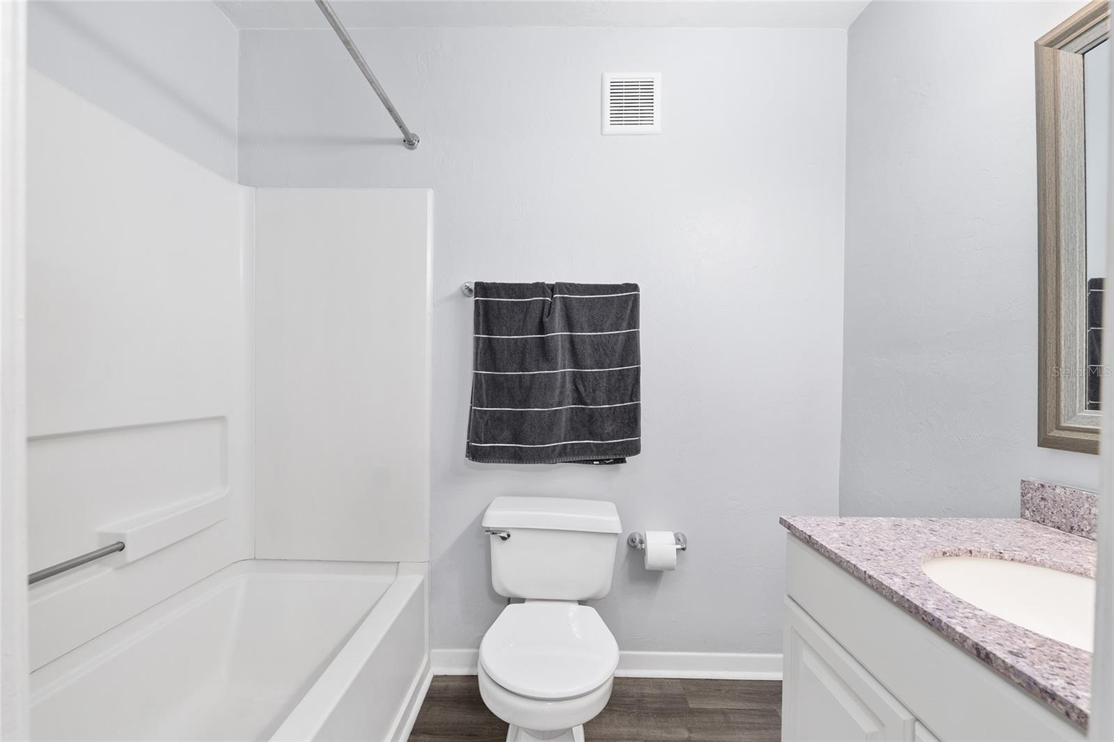 Image 33 of 44 For 3800 20th Avenue 505