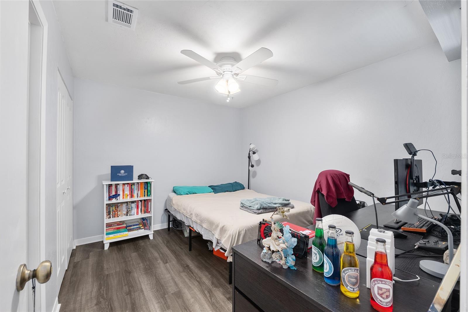 Image 36 of 44 For 3800 20th Avenue 505