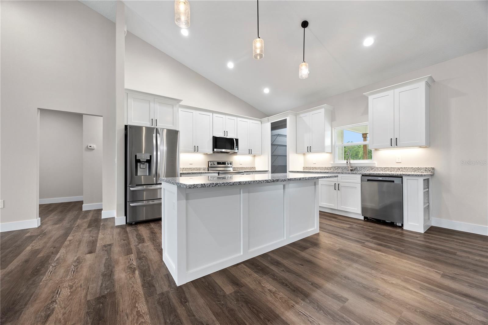 Image 10 of 47 For 151 Scott Place