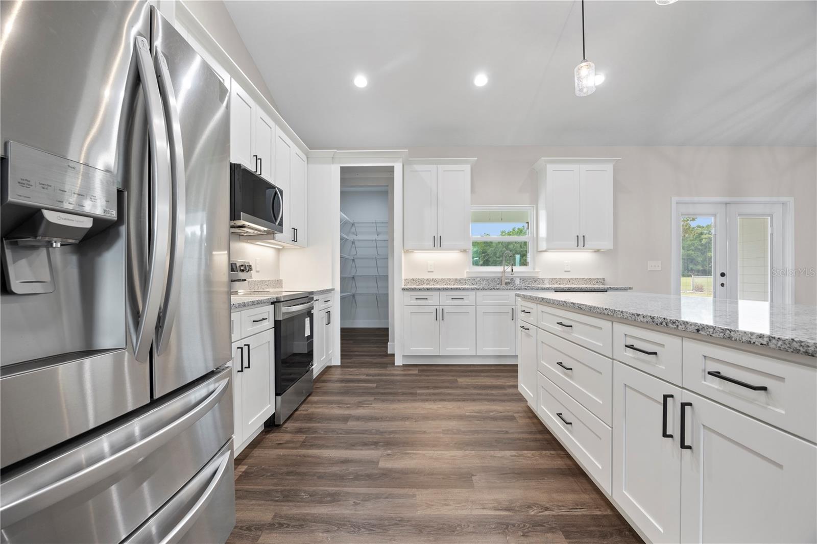 Image 11 of 47 For 151 Scott Place