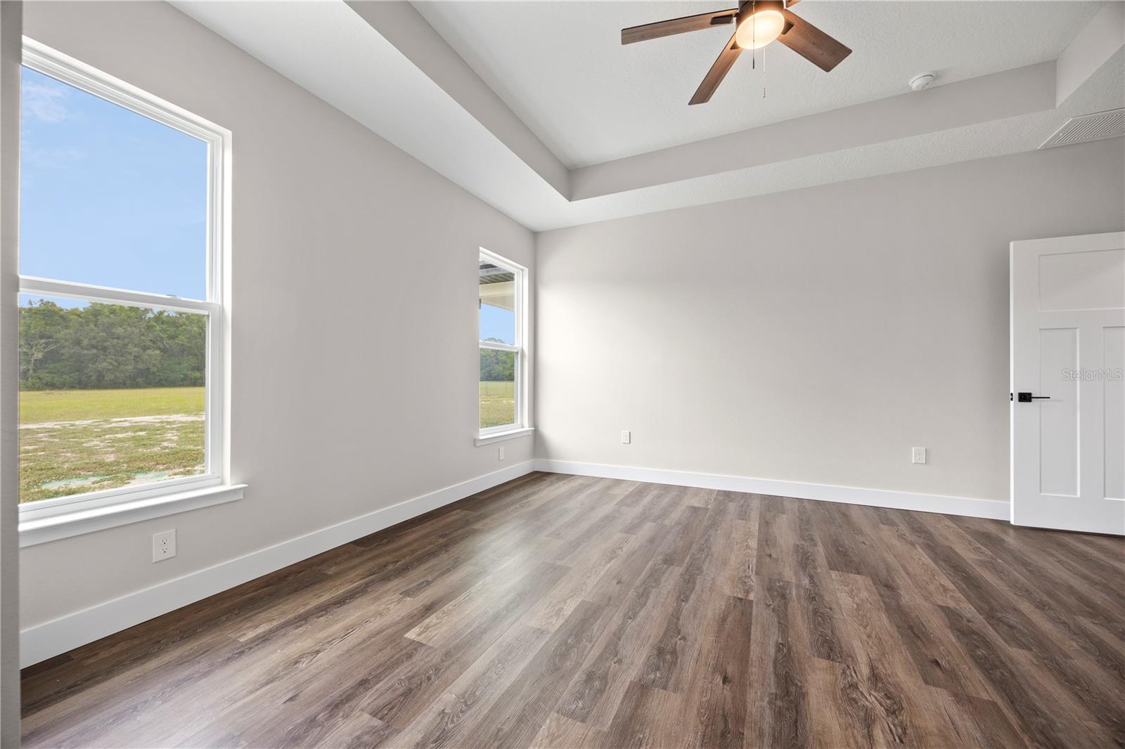 Image 17 of 47 For 151 Scott Place