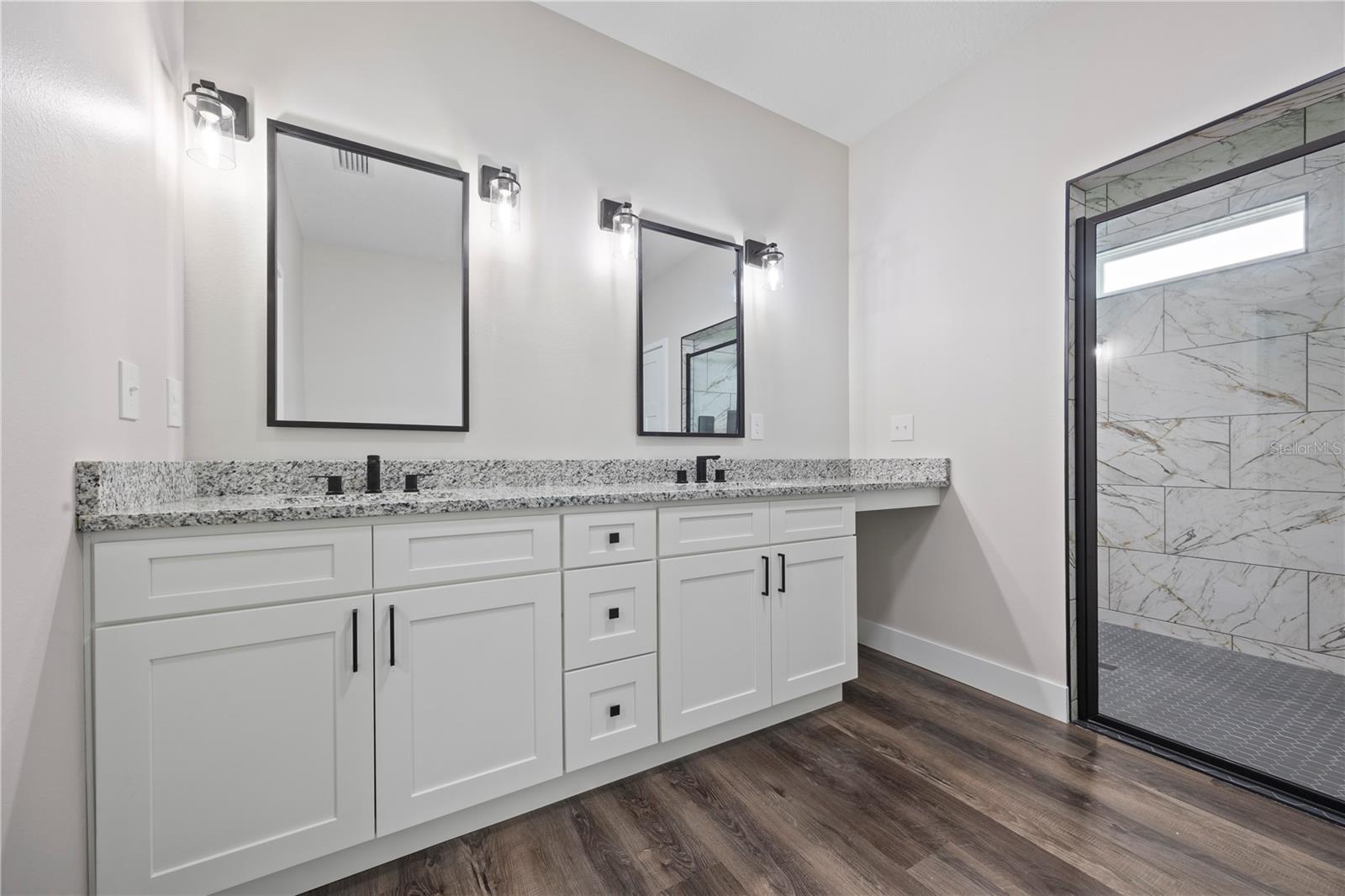 Image 19 of 47 For 151 Scott Place