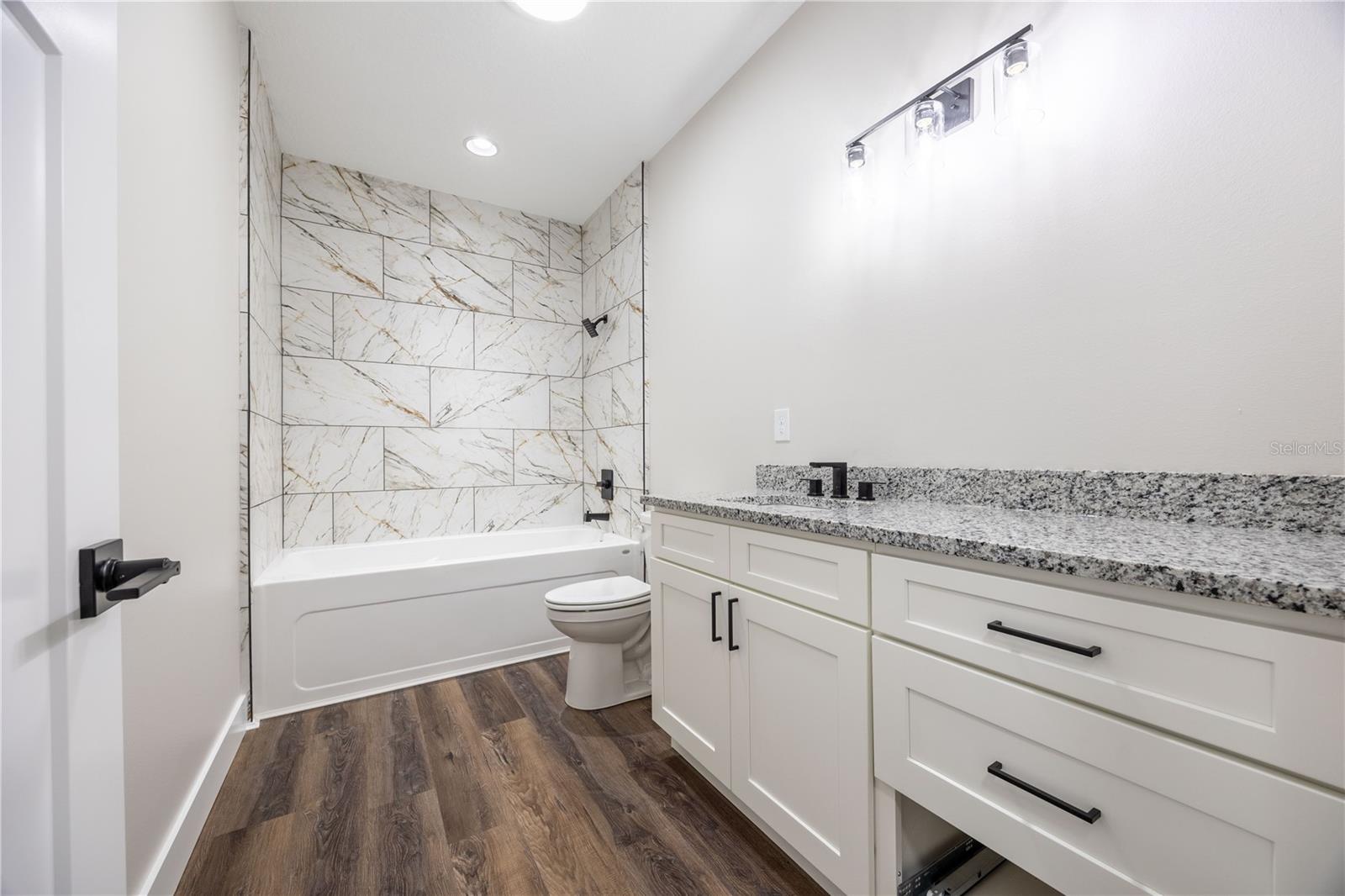 Image 29 of 47 For 151 Scott Place