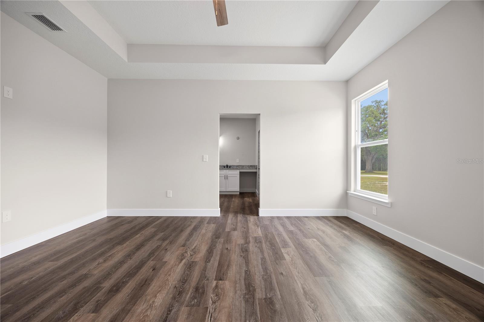 Image 31 of 47 For 151 Scott Place