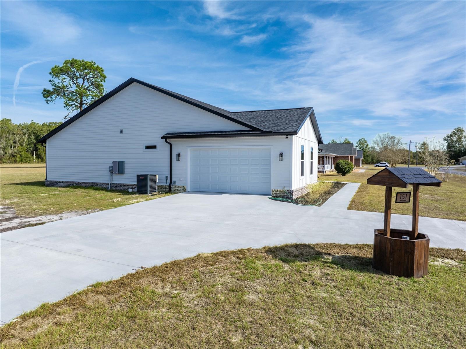 Image 37 of 47 For 151 Scott Place