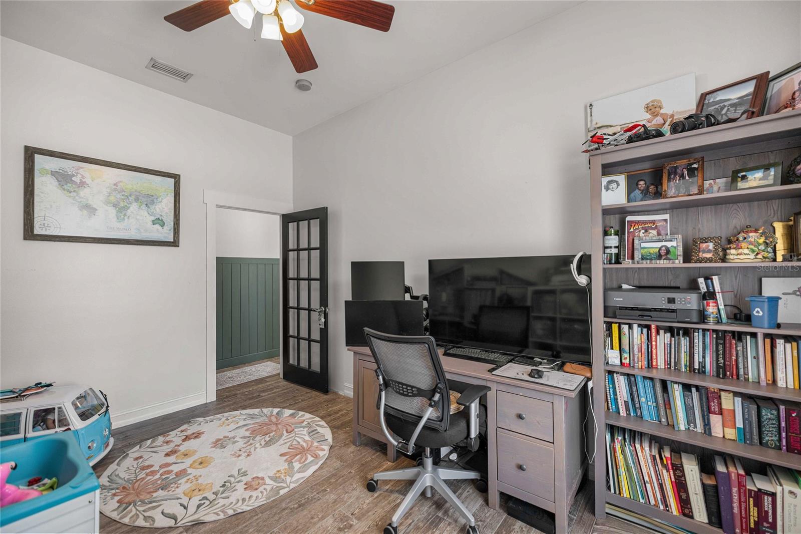 Image 15 of 44 For 25162 204th Place