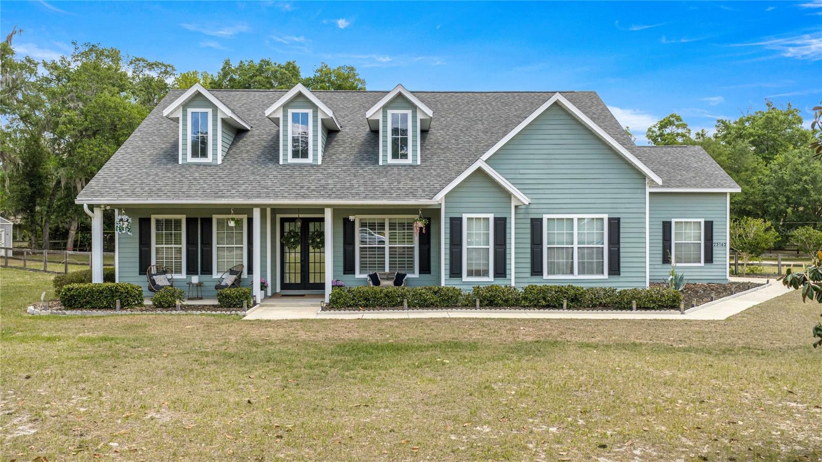 Image 32 of 44 For 25162 204th Place