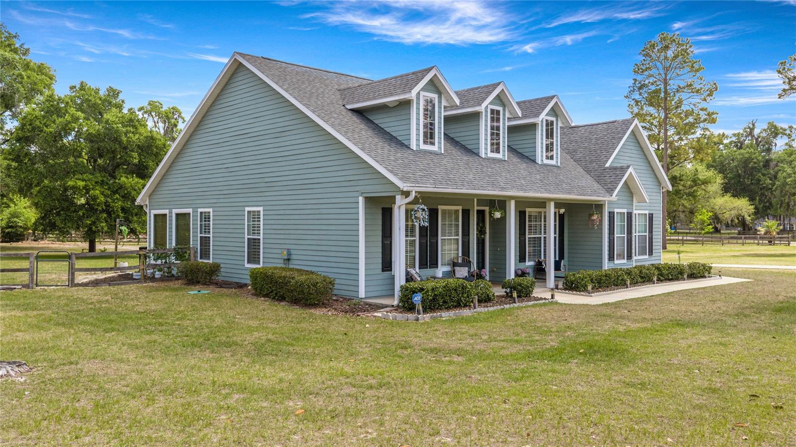 Image 34 of 44 For 25162 204th Place