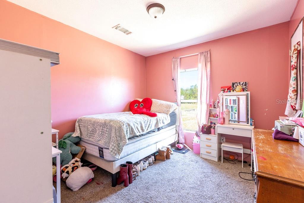 Image 16 of 29 For 1147 Hammerly Street