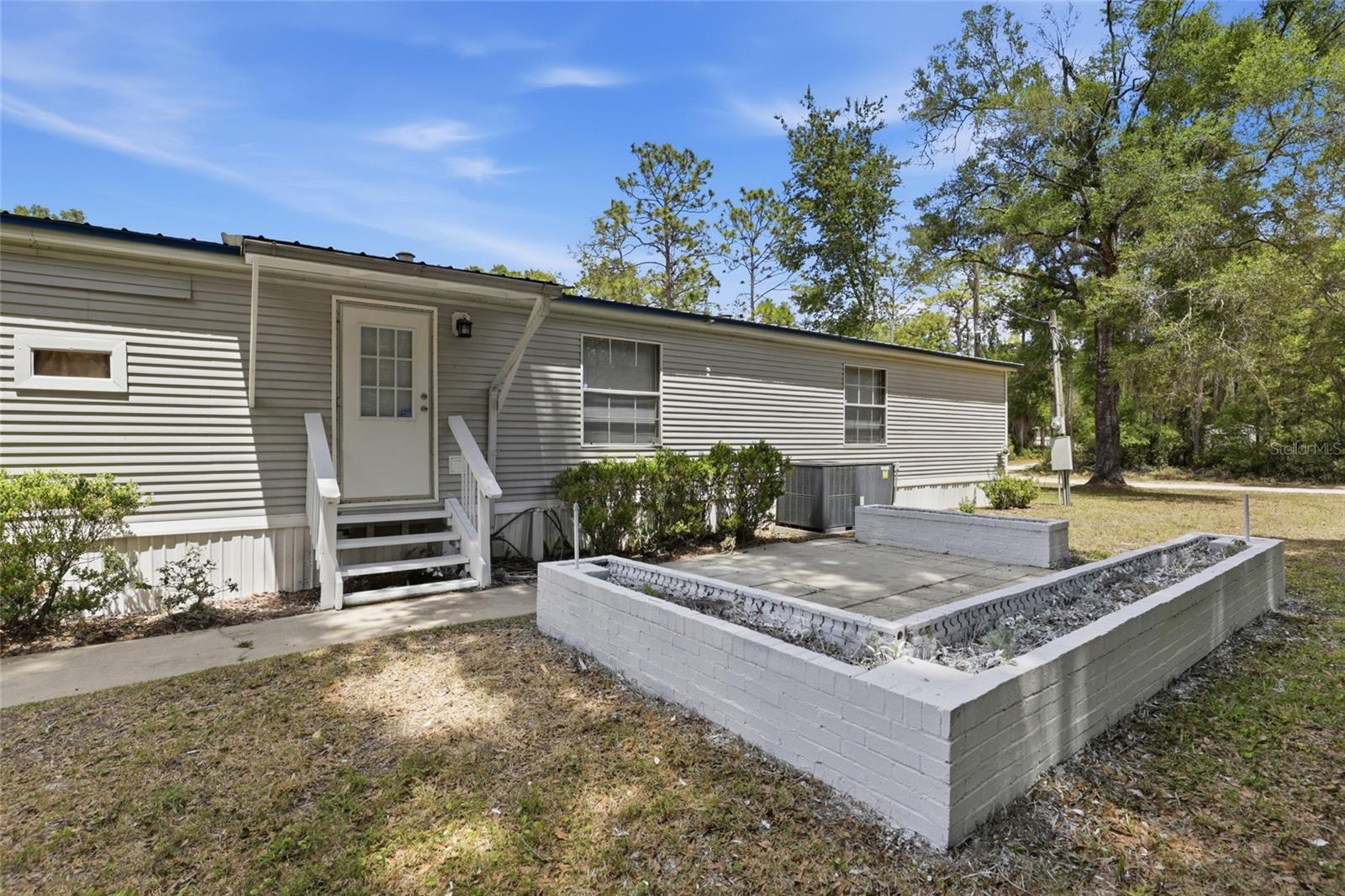 Image 19 of 52 For 9764 56th Lane