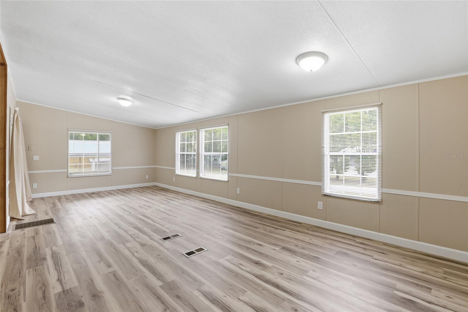 Image 28 of 52 For 9764 56th Lane