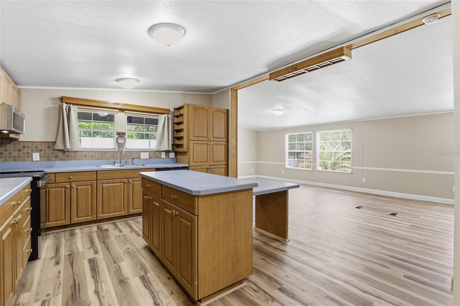 Image 31 of 52 For 9764 56th Lane