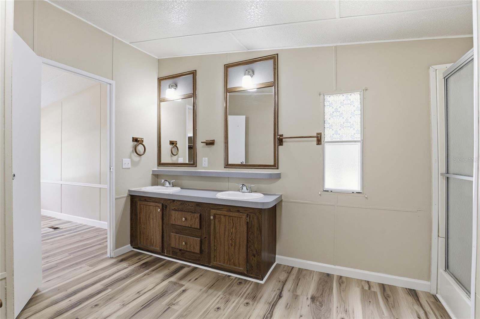 Image 37 of 52 For 9764 56th Lane