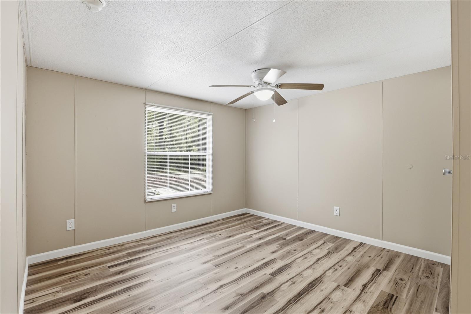 Image 40 of 52 For 9764 56th Lane