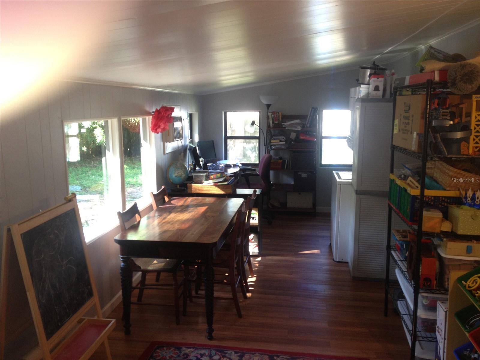 Image 7 of 10 For 711 34th Place