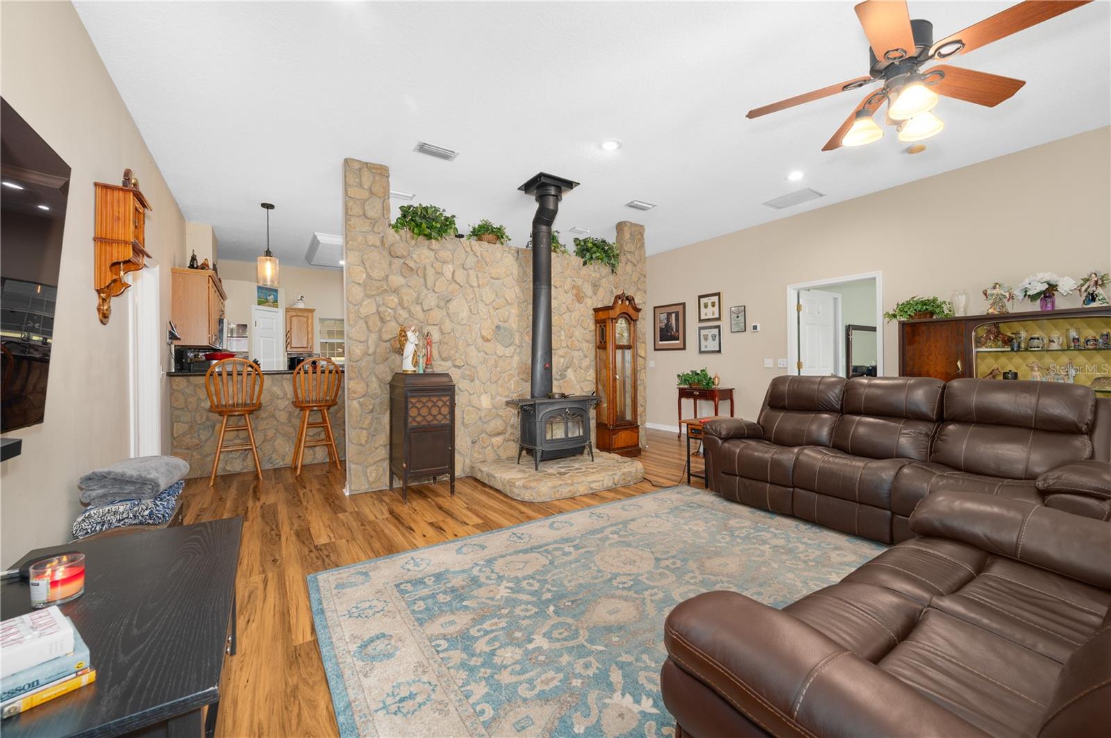 Image 11 of 72 For 8822 170th Street