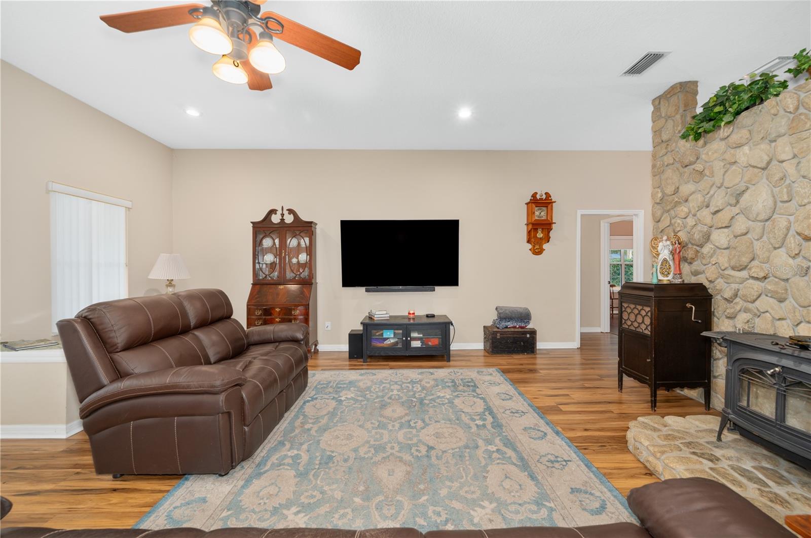 Image 12 of 72 For 8822 170th Street