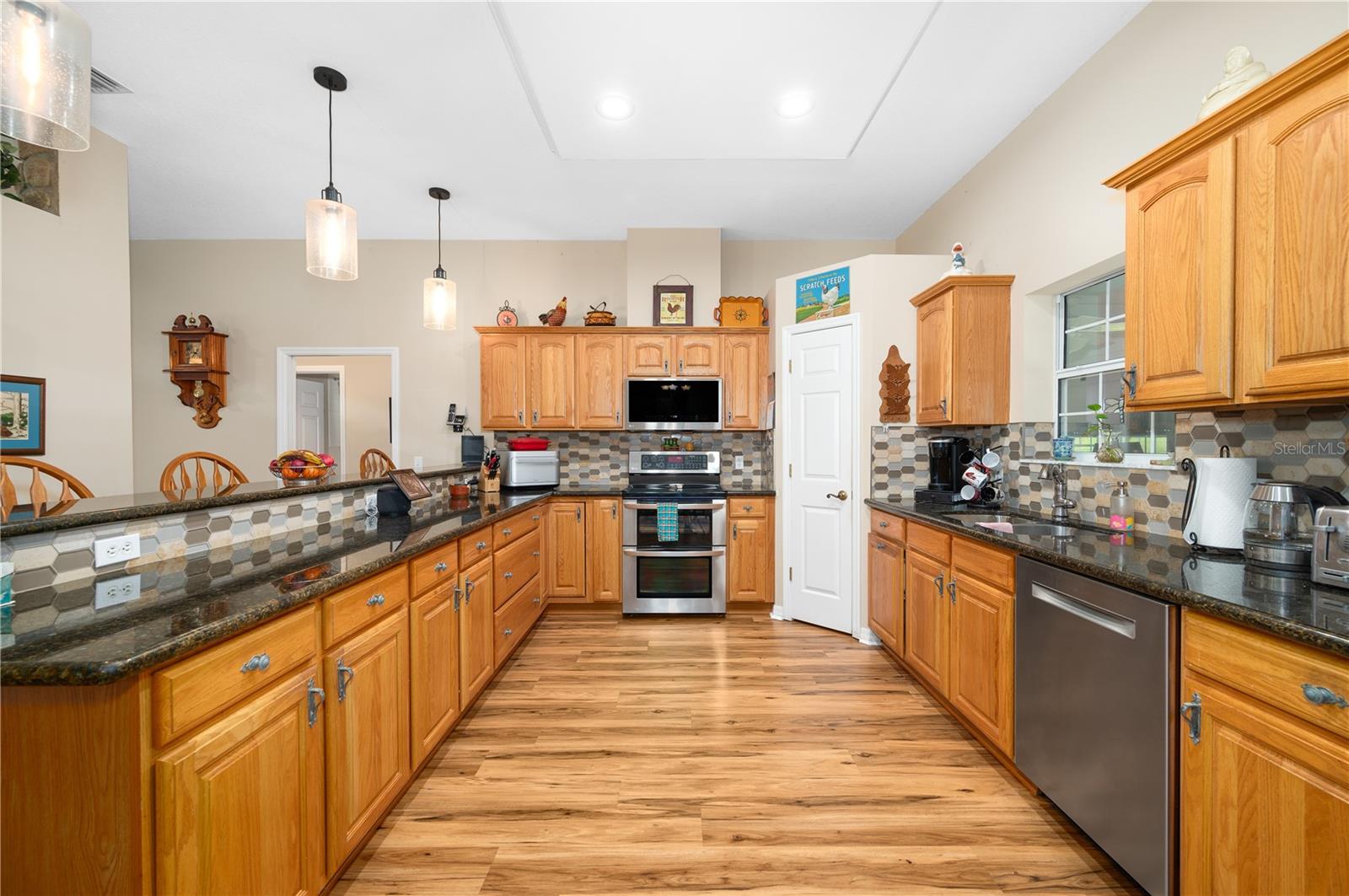Image 18 of 72 For 8822 170th Street